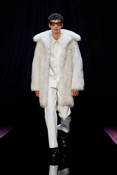 Look 6